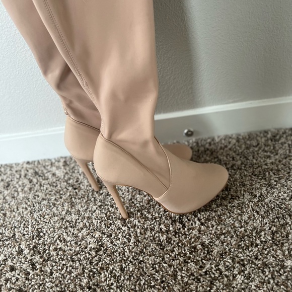 Nude thigh high boots - Picture 4 of 6